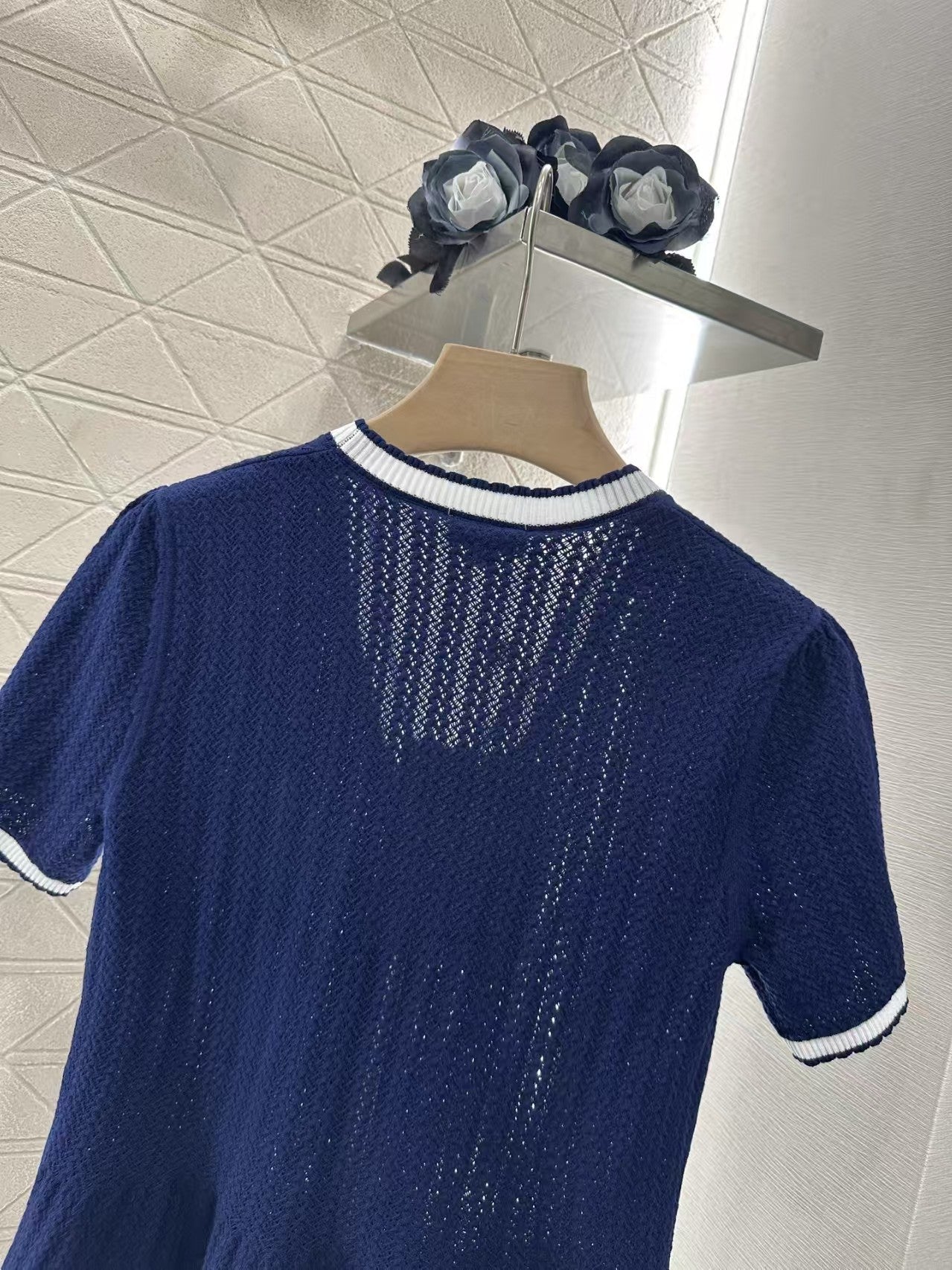 Fishtail contrast knitted cardigan