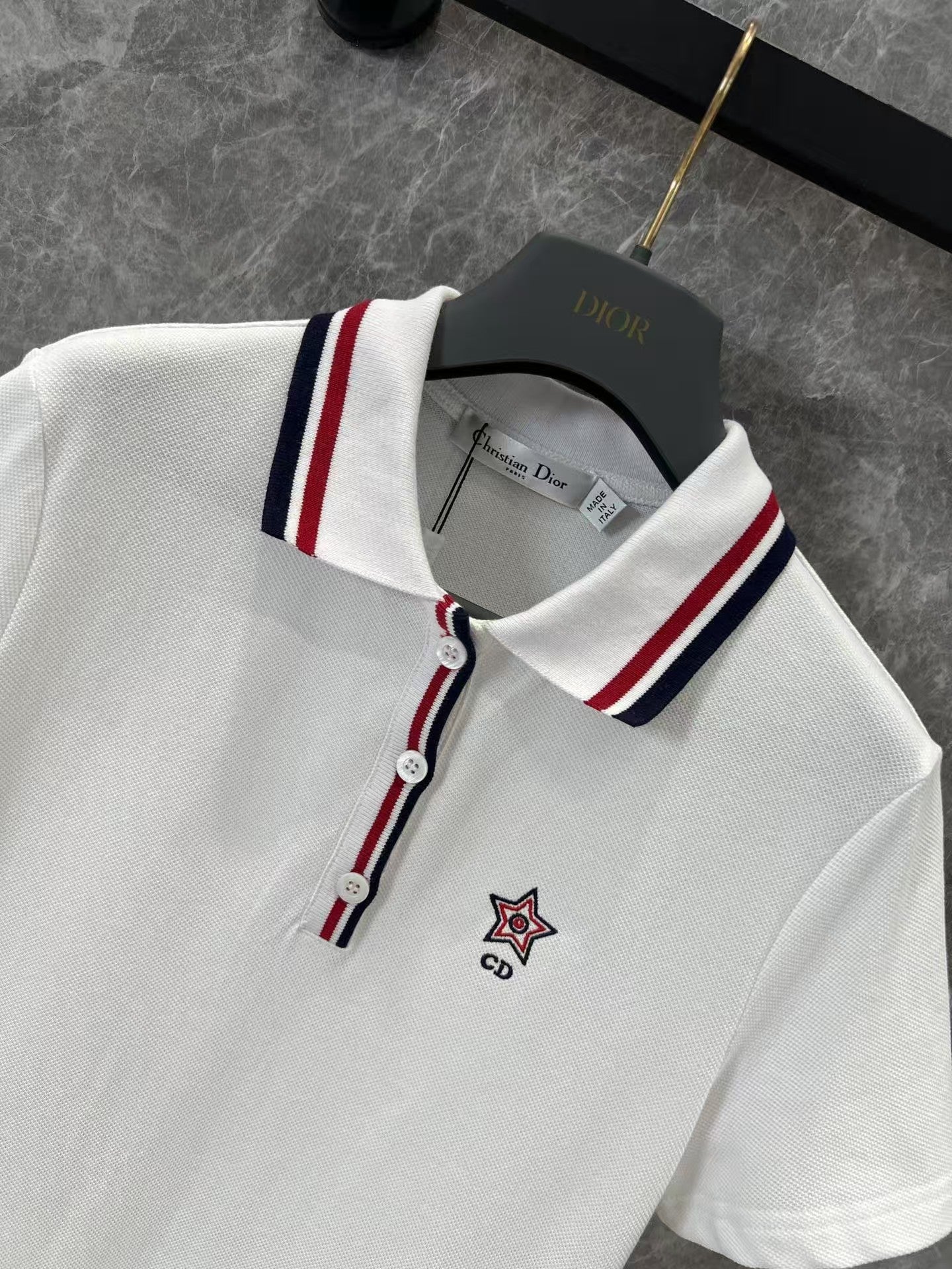 Preppy Classic Plisseekleid mit Revers