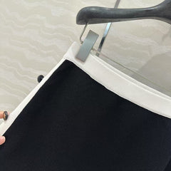 Temperament knitted contrast color mini skirt