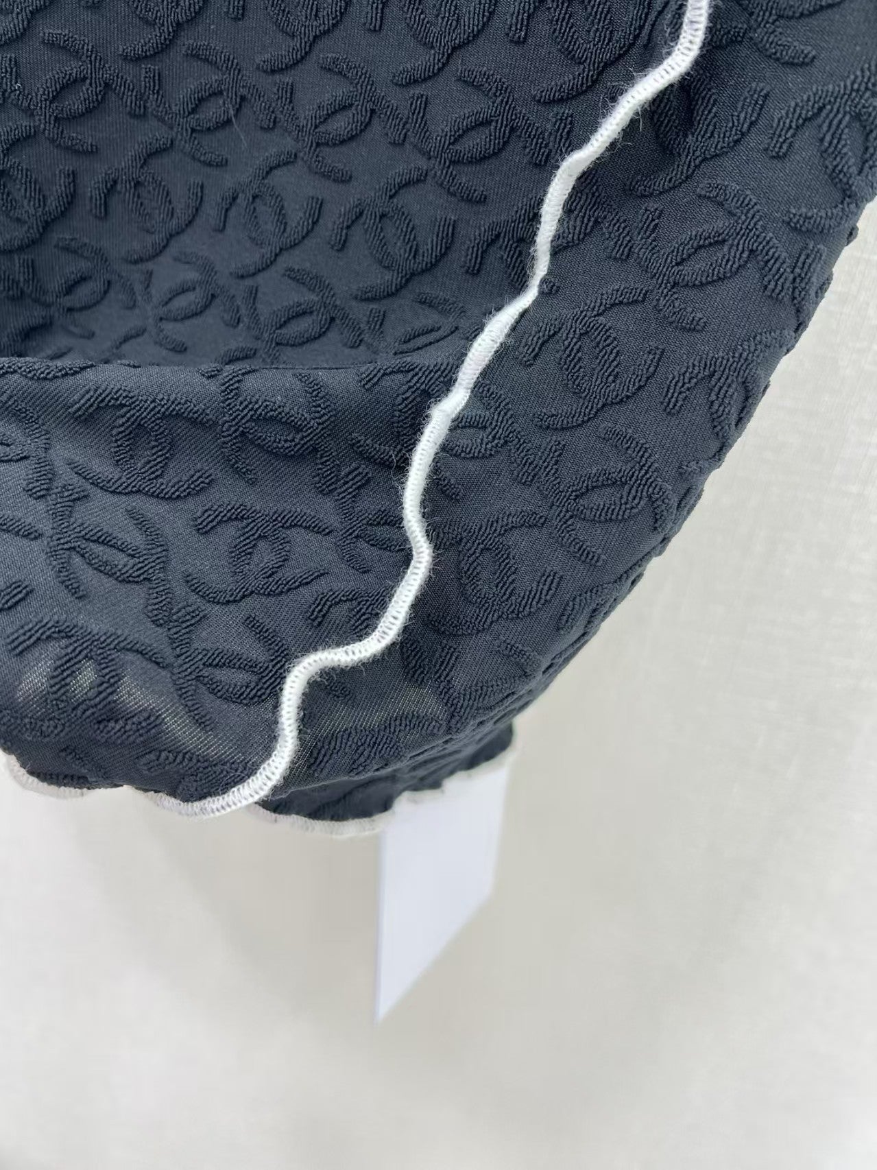 Slim-Fit-Stricktop aus Jacquard