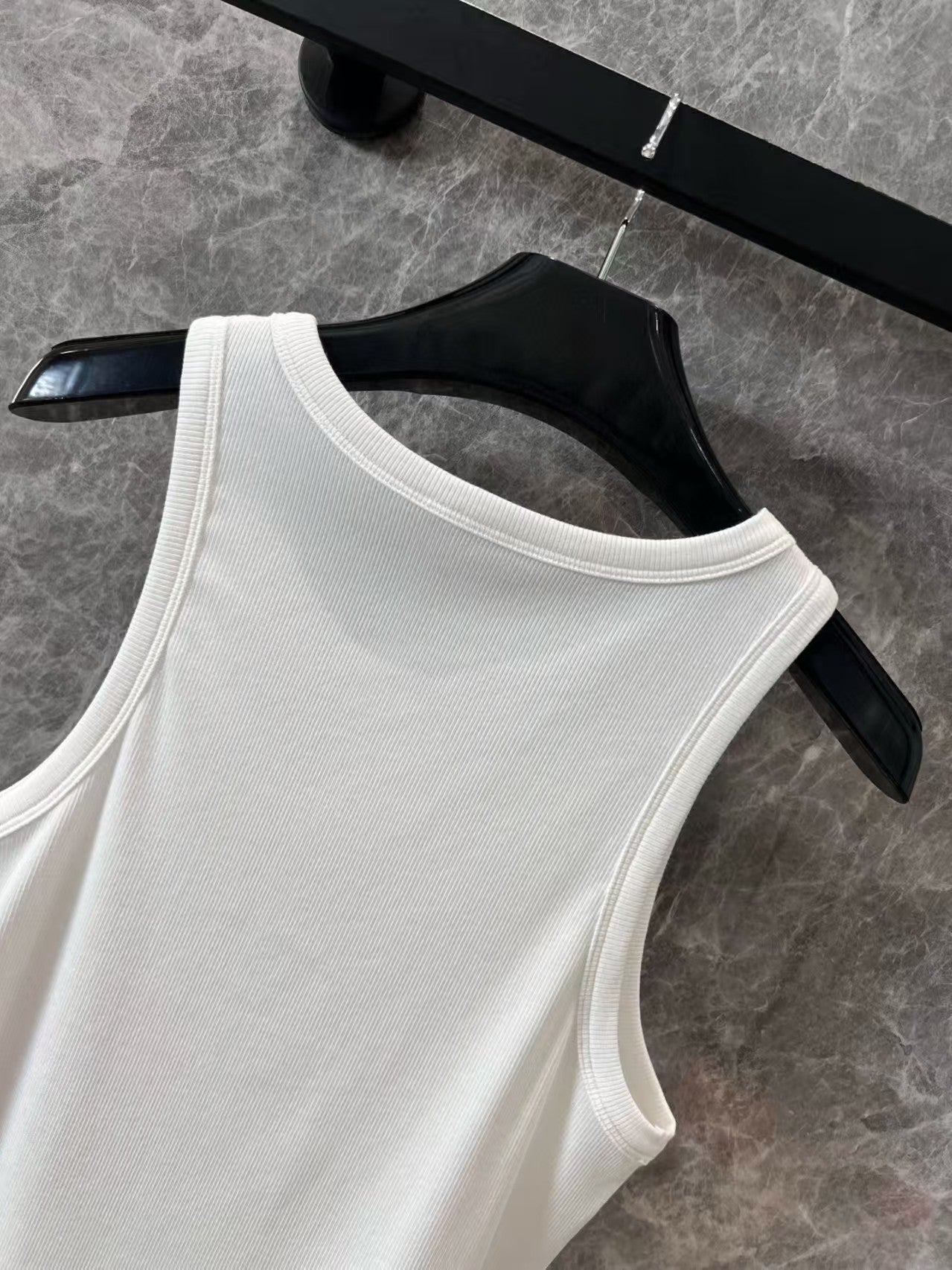 Gilet brodé Arc de Triomphe