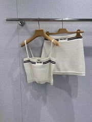 Knitted suspenders + skirt