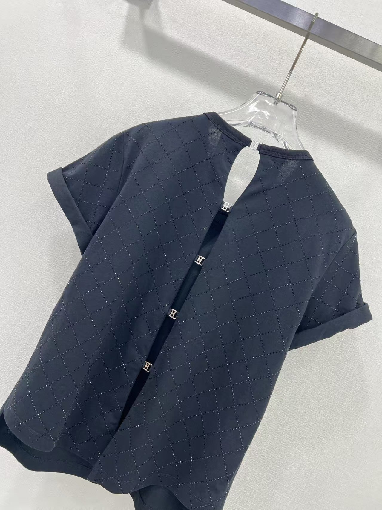 T-shirt dos nu robuste 25ss percé à chaud