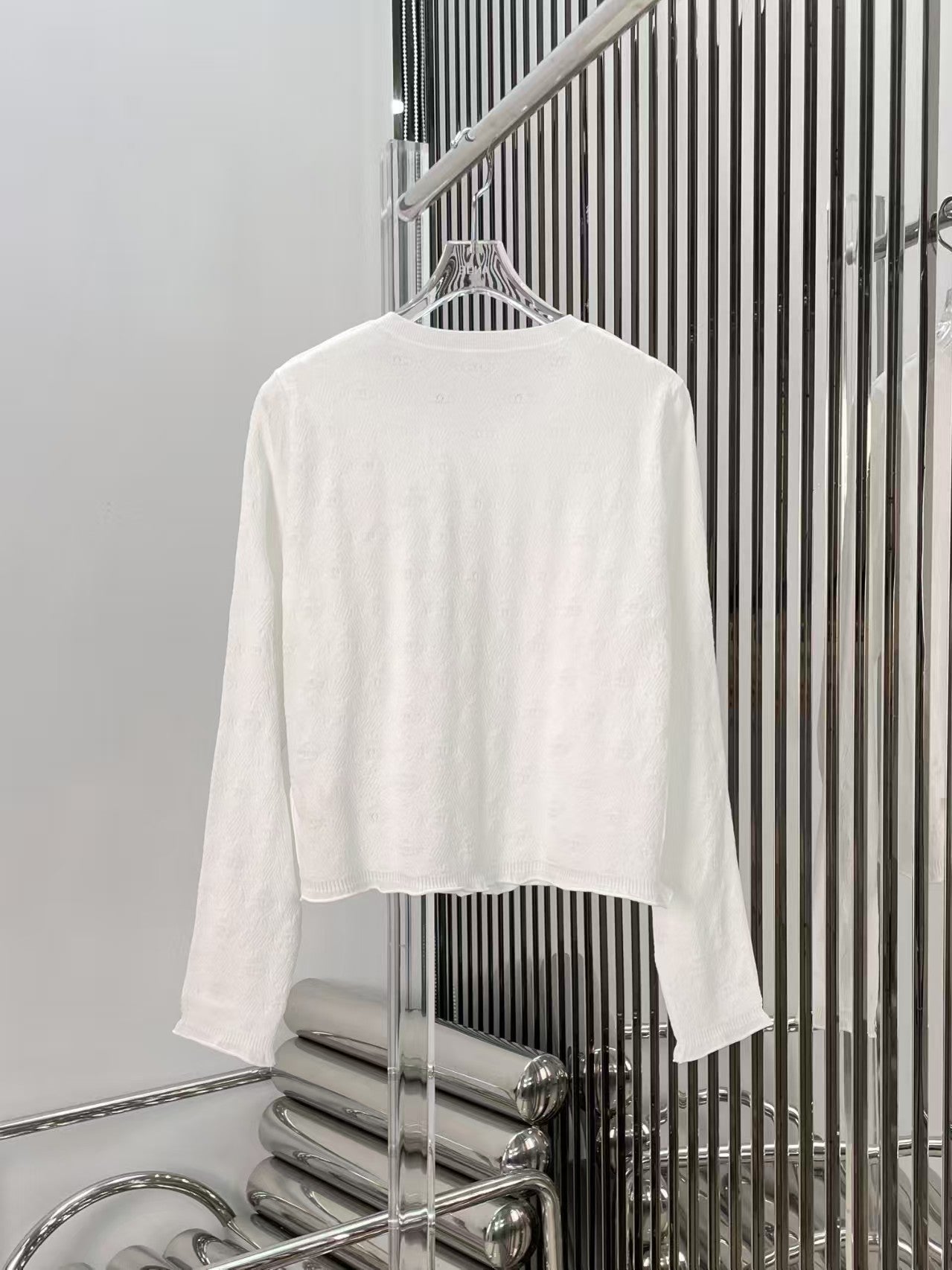 Cardigan en tricot à boutons en losange Double C