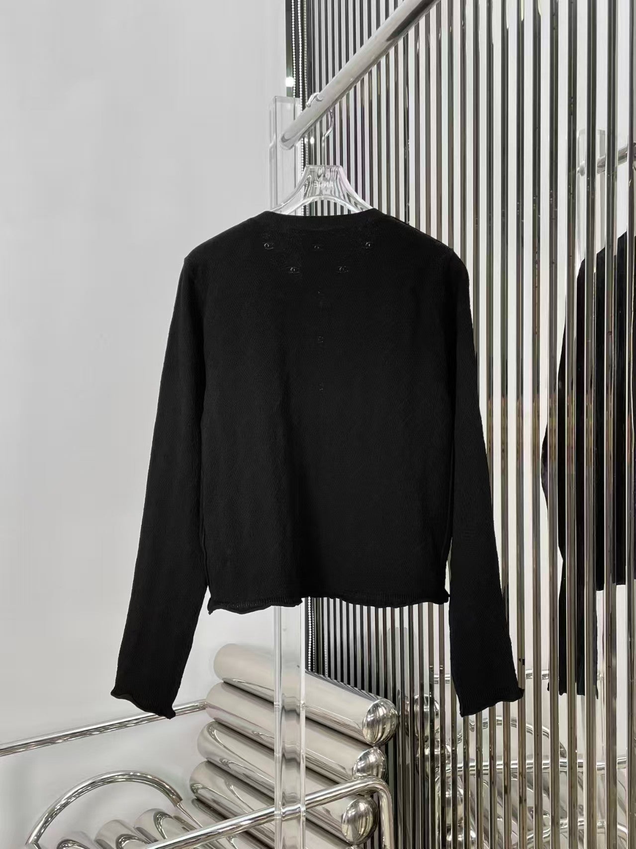 Cardigan en tricot à boutons en losange Double C