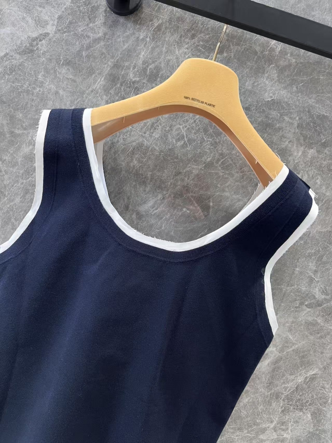 Mini-Westenkleid aus Jacquard-Strick