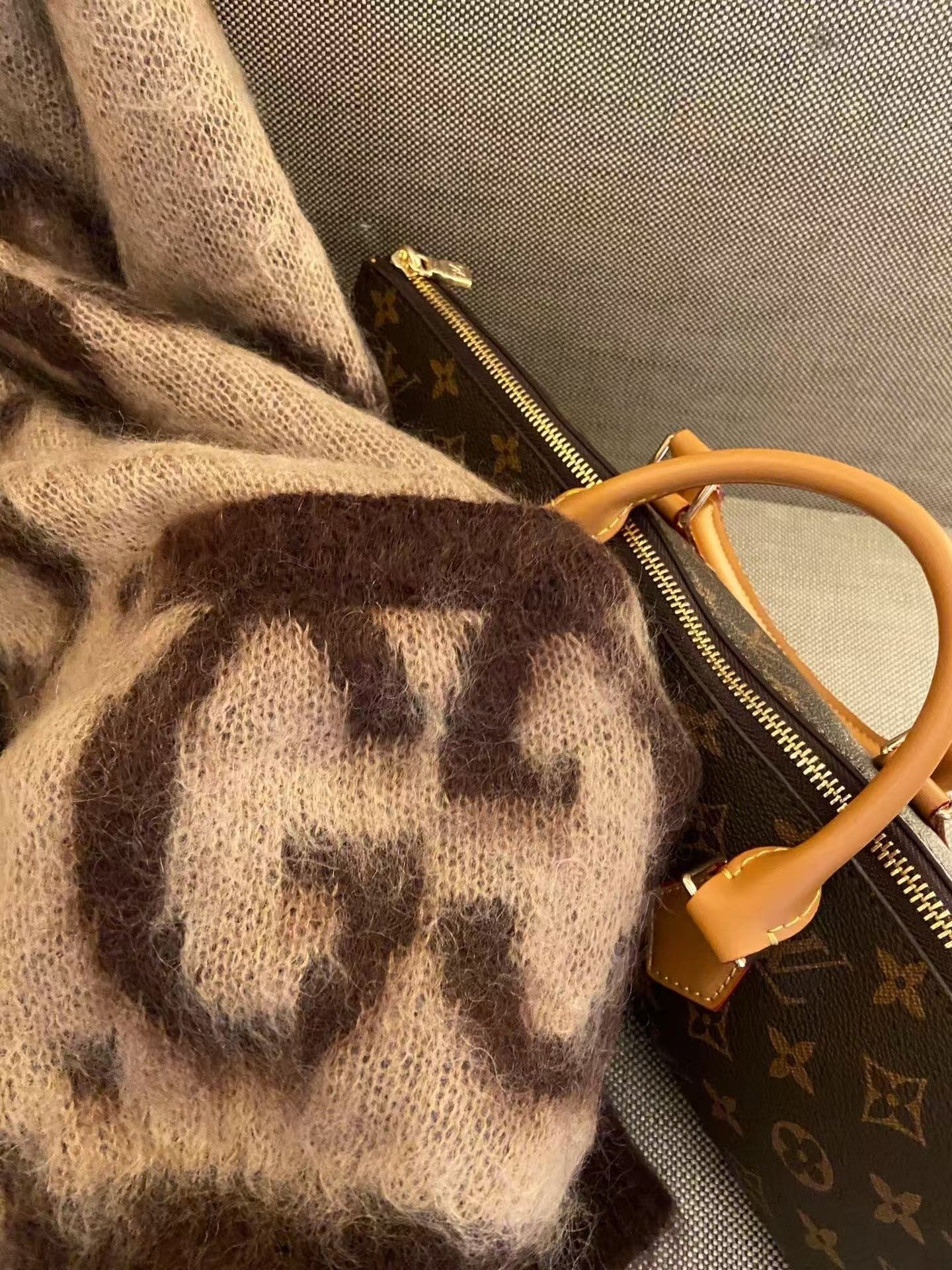 Neuer Mohair-Cardigan