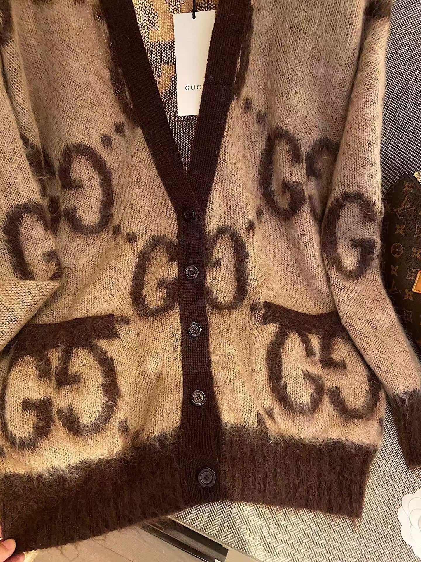 Neuer Mohair-Cardigan