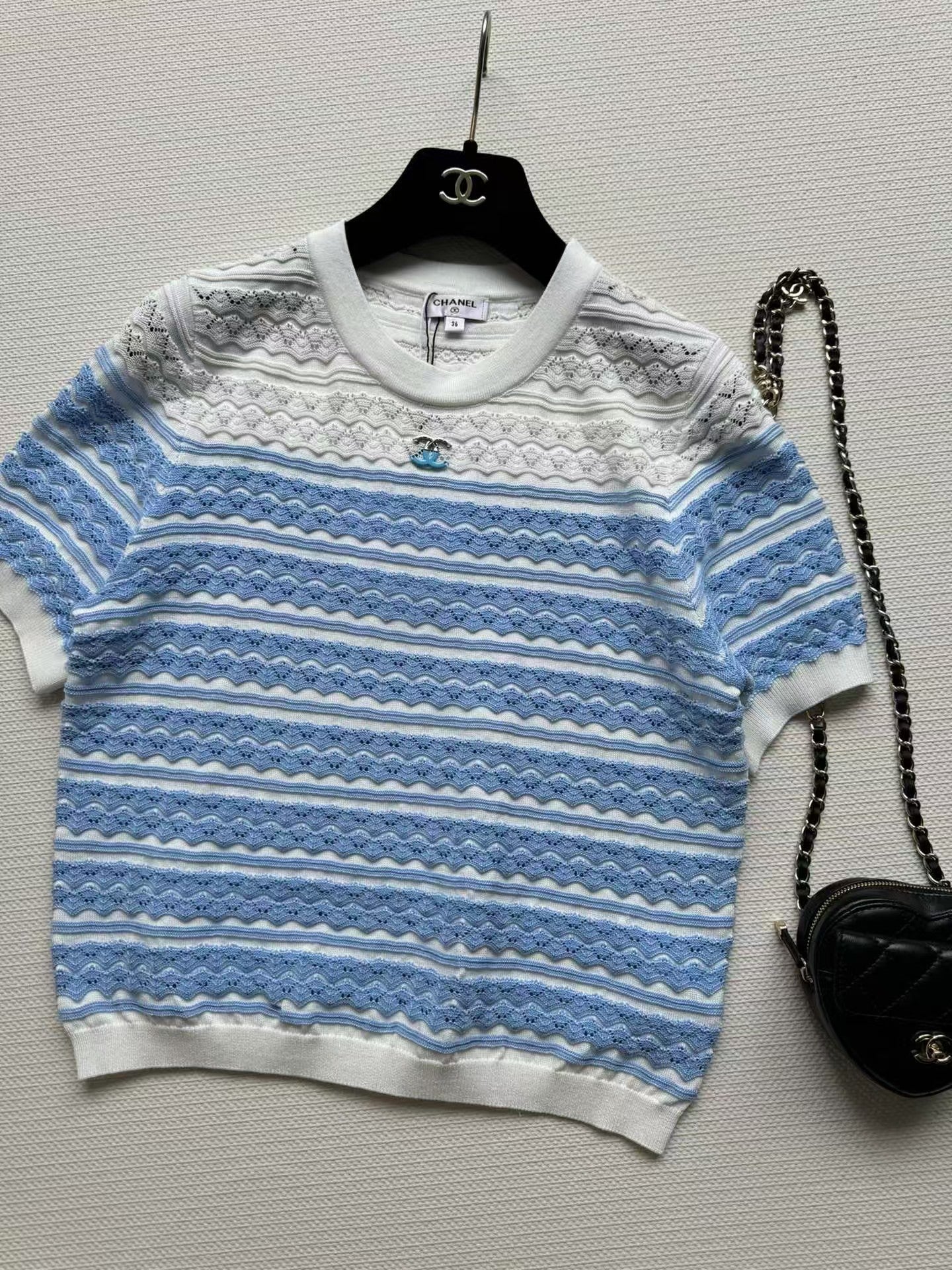 25 nouveaux manches courtes