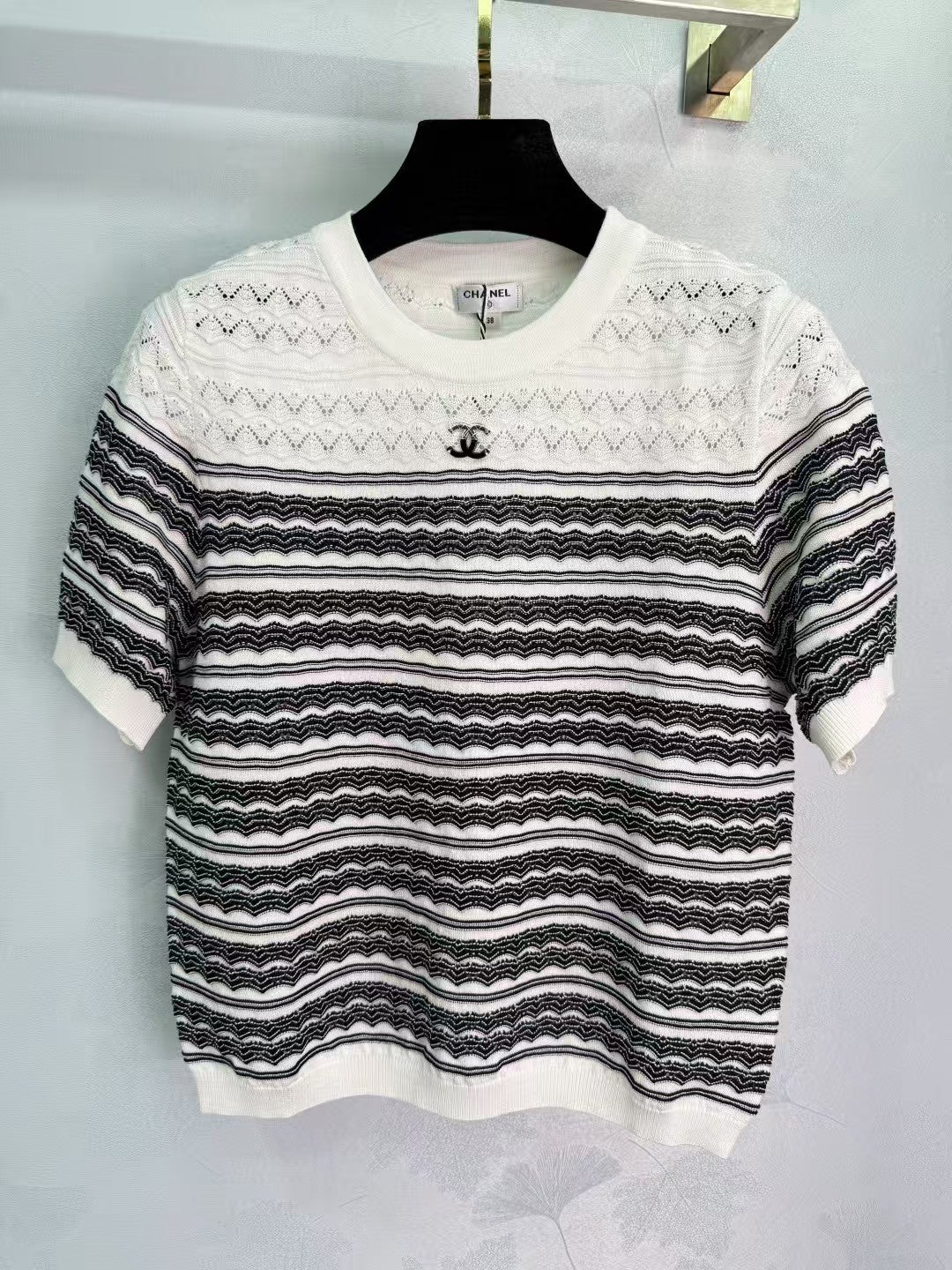 25 nouveaux manches courtes