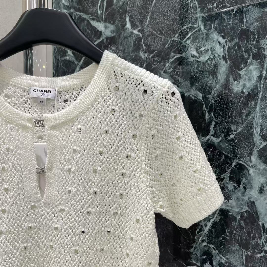 Gestrickte, hohle kurze Ärmel