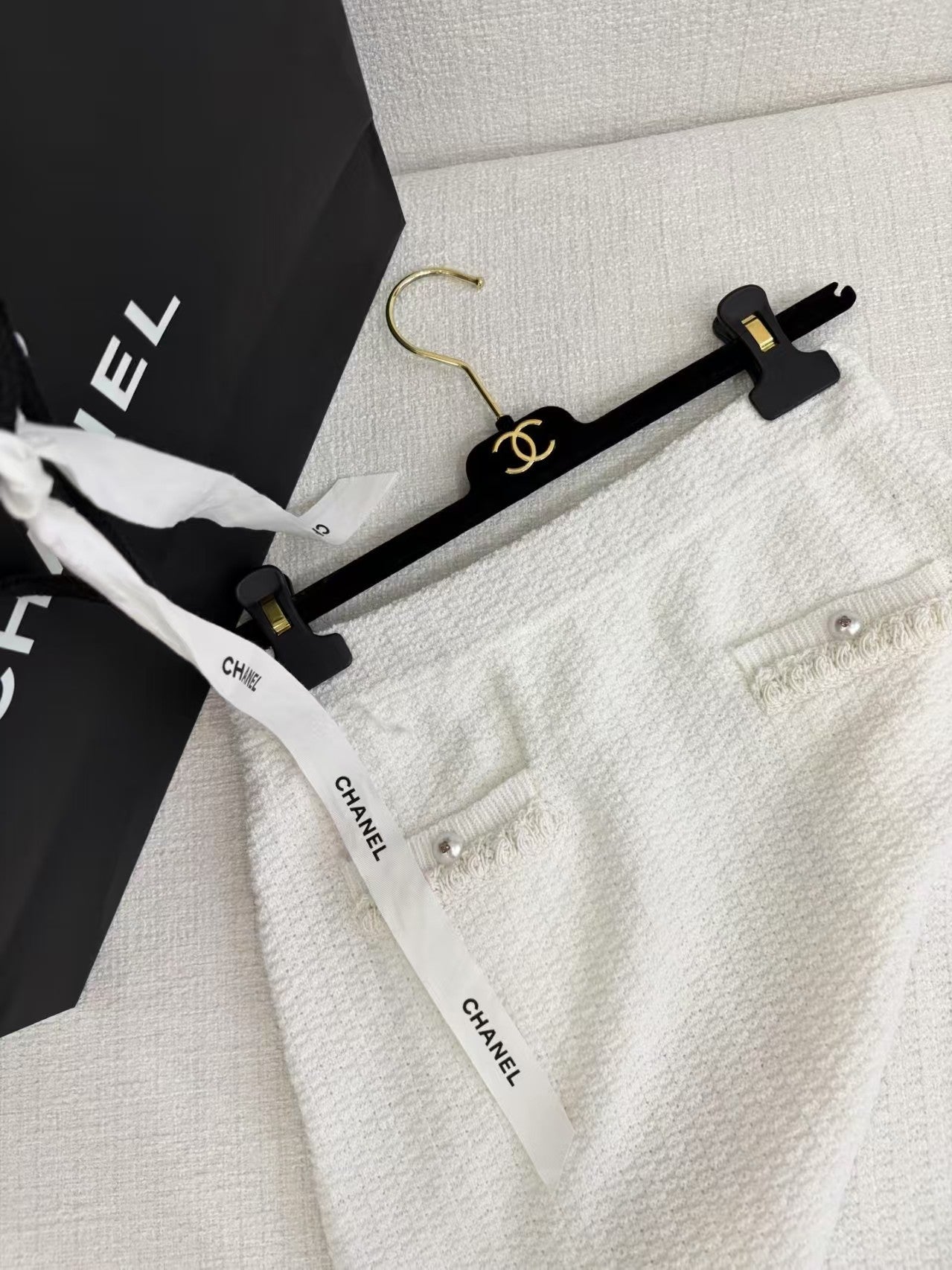 Little girl collar pearl skirt