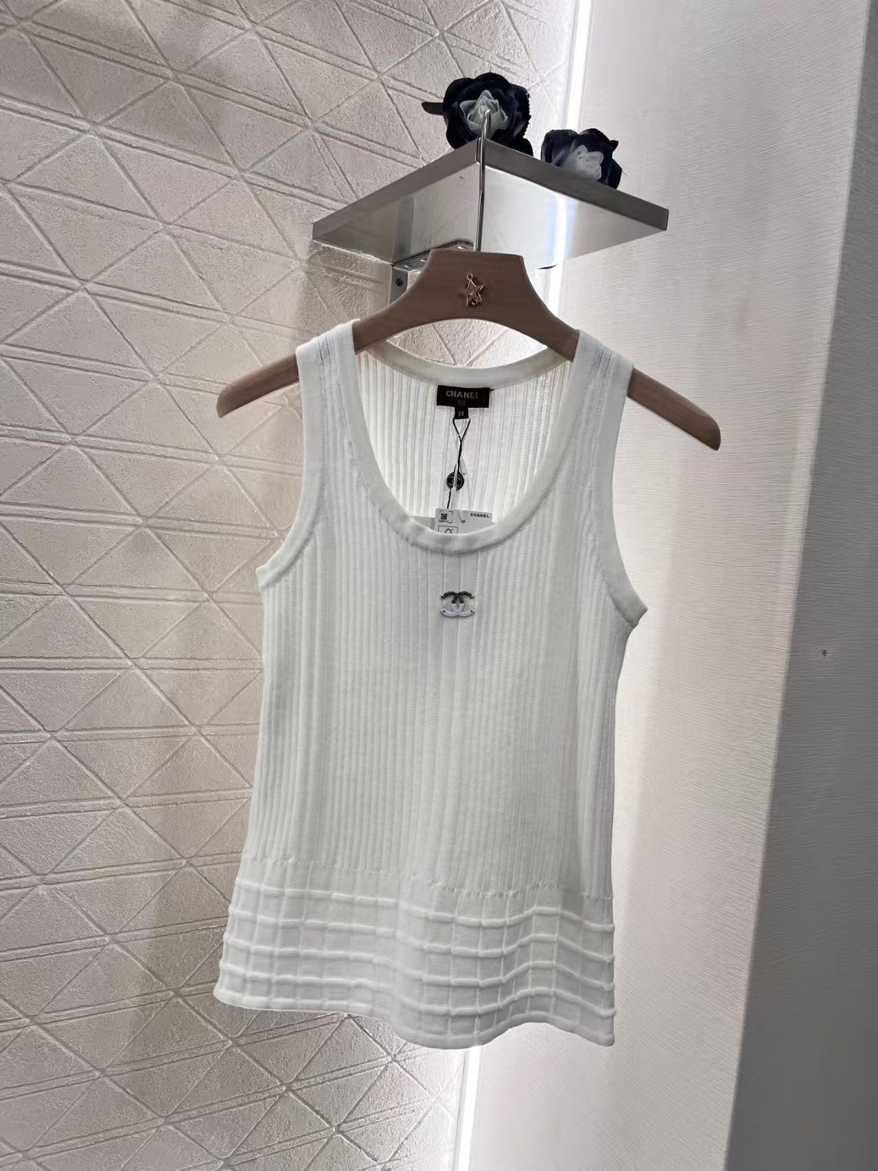 Gilet tricoté à motif 3D