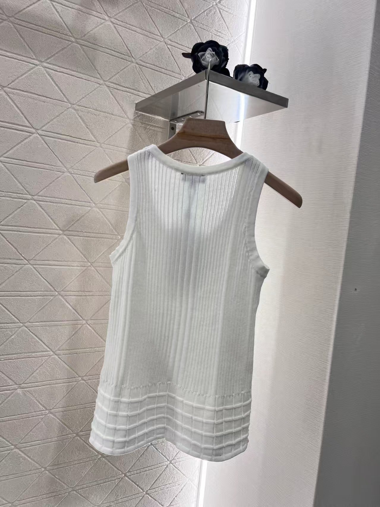 Gilet tricoté à motif 3D