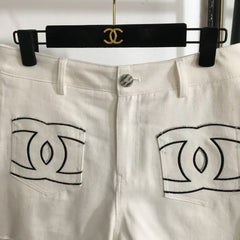 Embroidered pocket denim shorts
