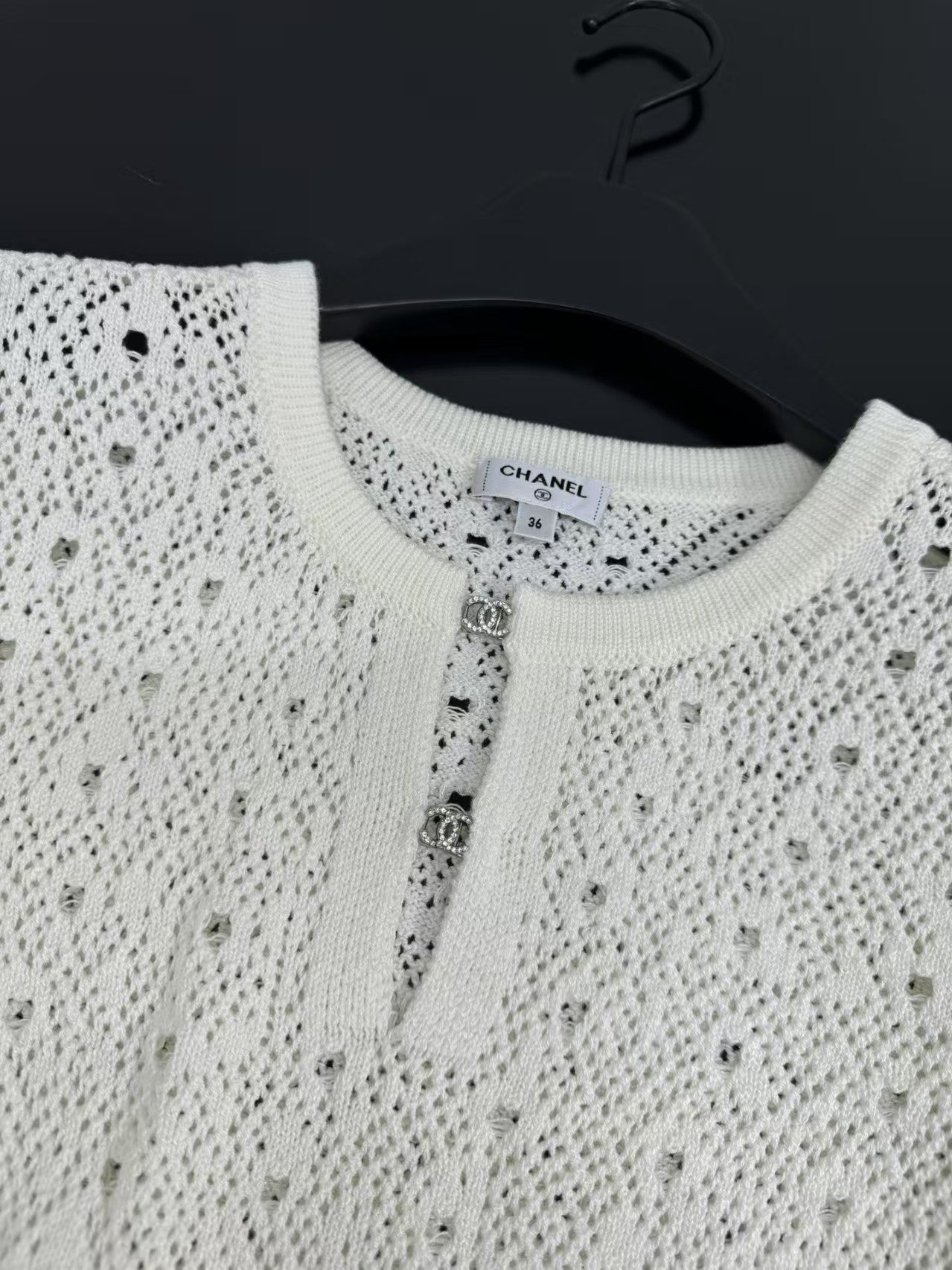 Manches courtes creuses en laine