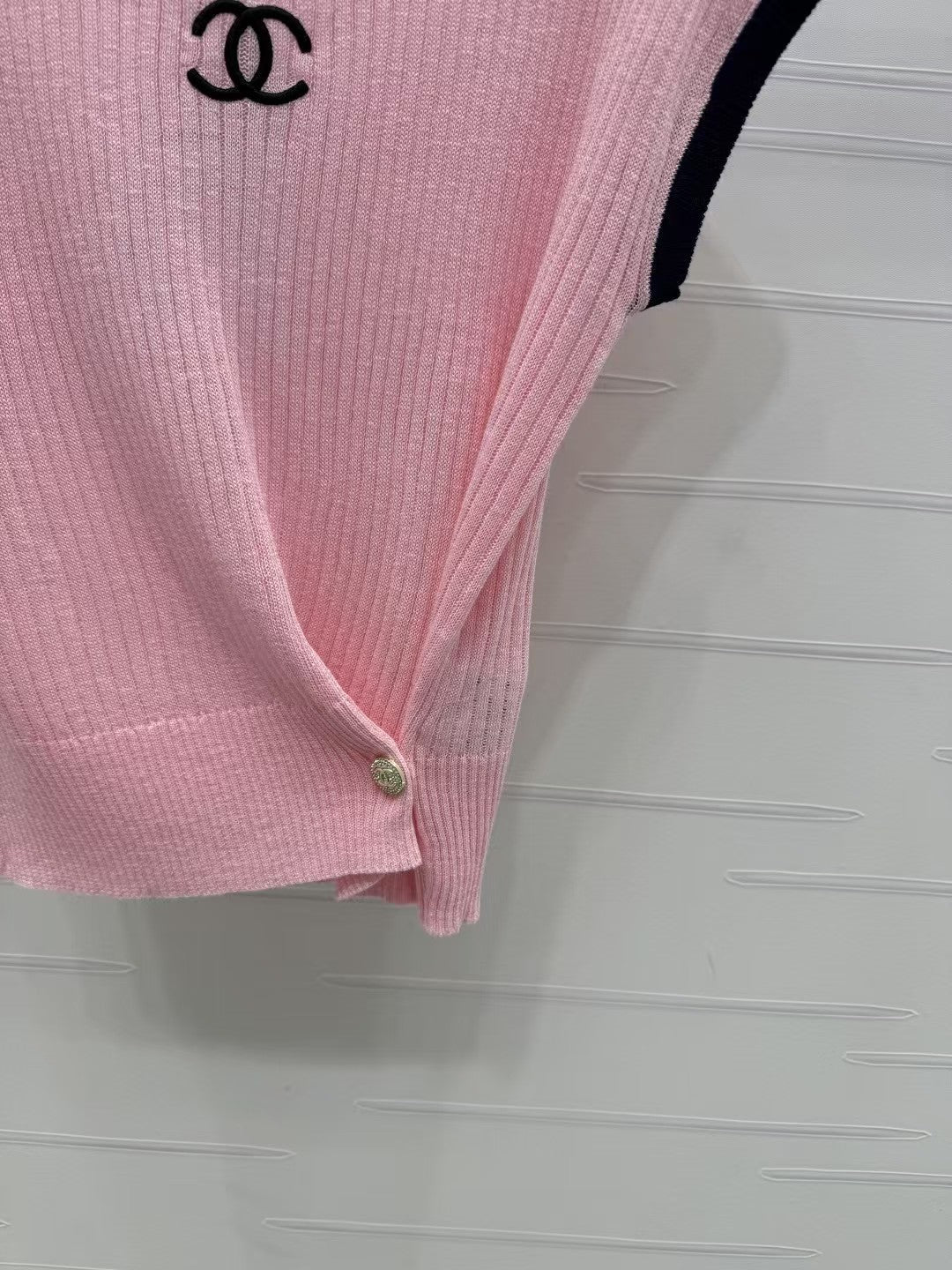 Logo knit short sleeves