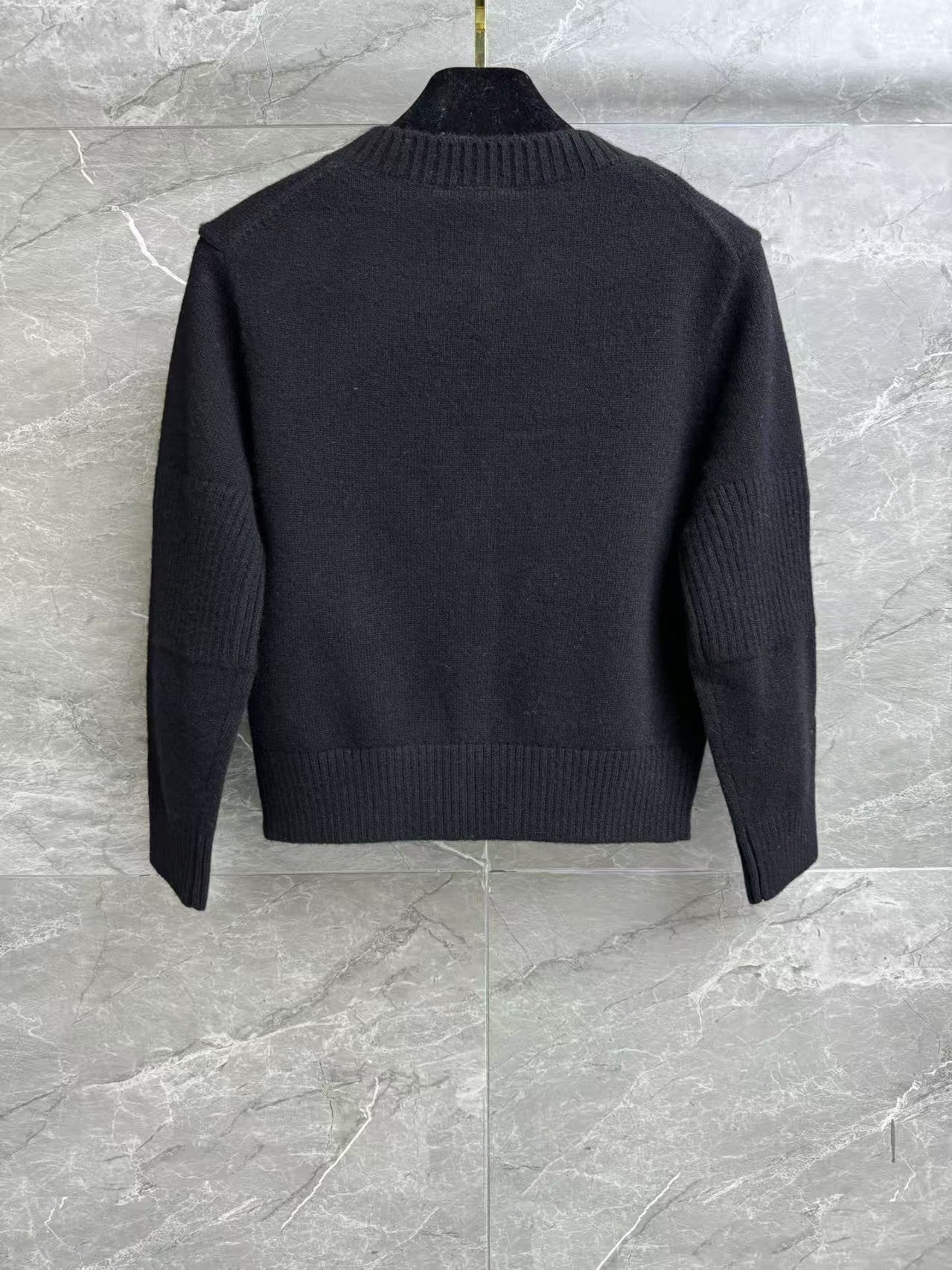 Kaschmir-Cardigan mit Schultütenknopf