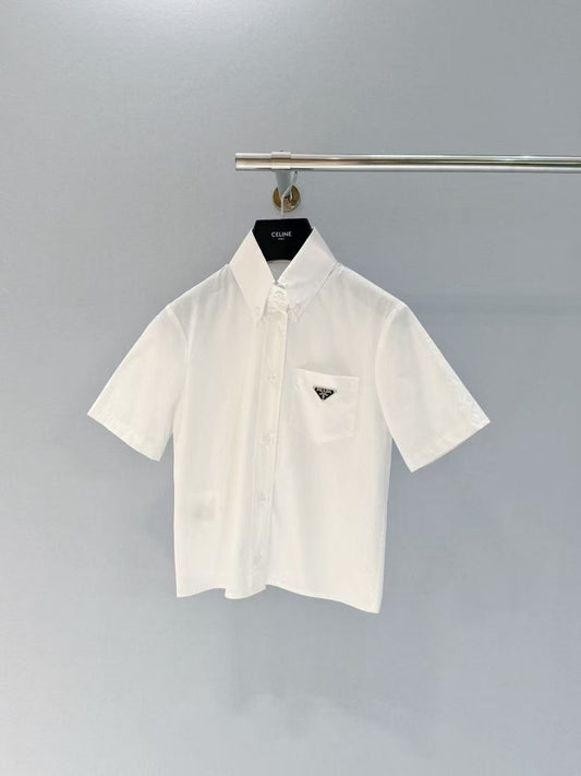 White shirt✨Classic college-style shirt