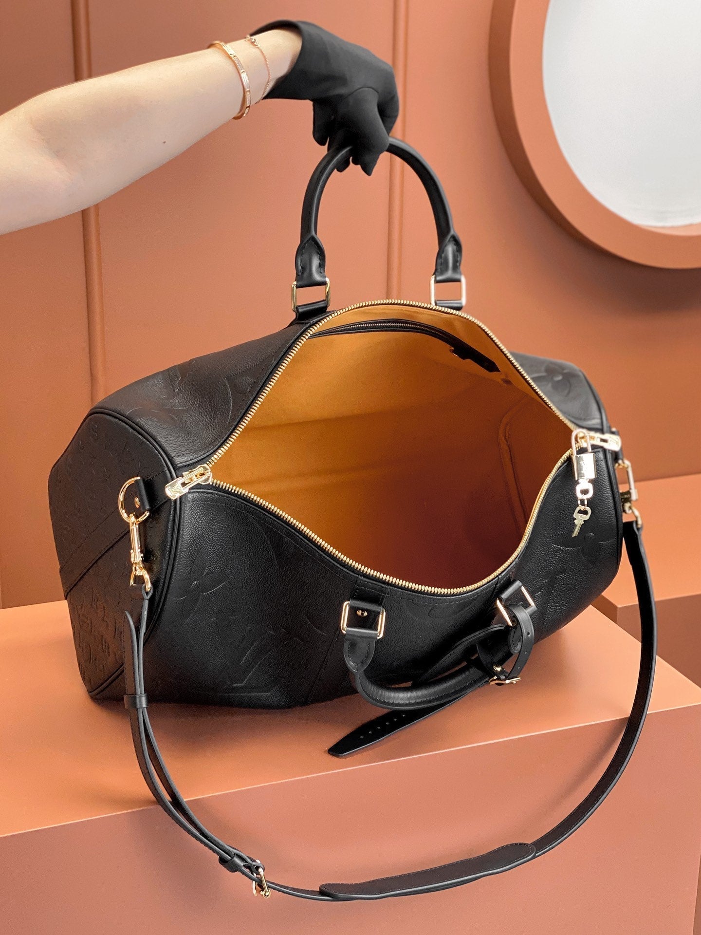 Keepall Bandoulière 45 Monogram Empreinte Leder