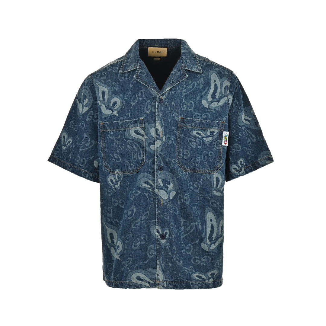 flüssiger herzförmiger Jeansanzug 