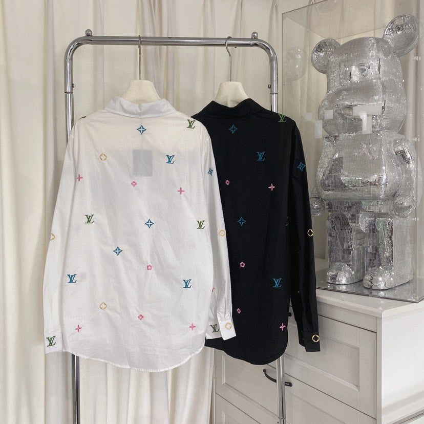 Chemises brodées bicolores avec poche en denim 