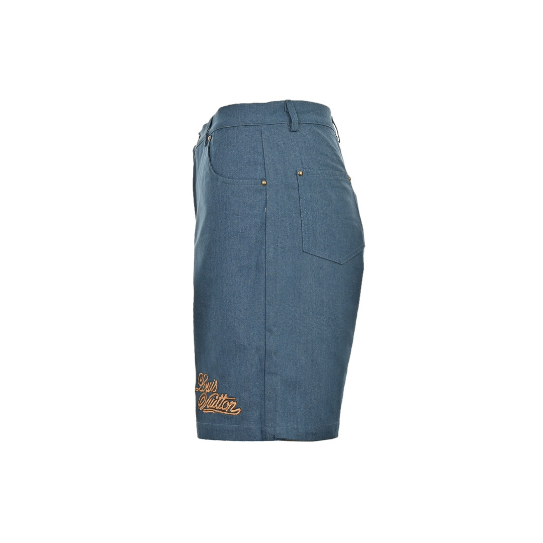 Jeansanzug mit aufgesticktem Buchstabenlogo aus Hanfseil