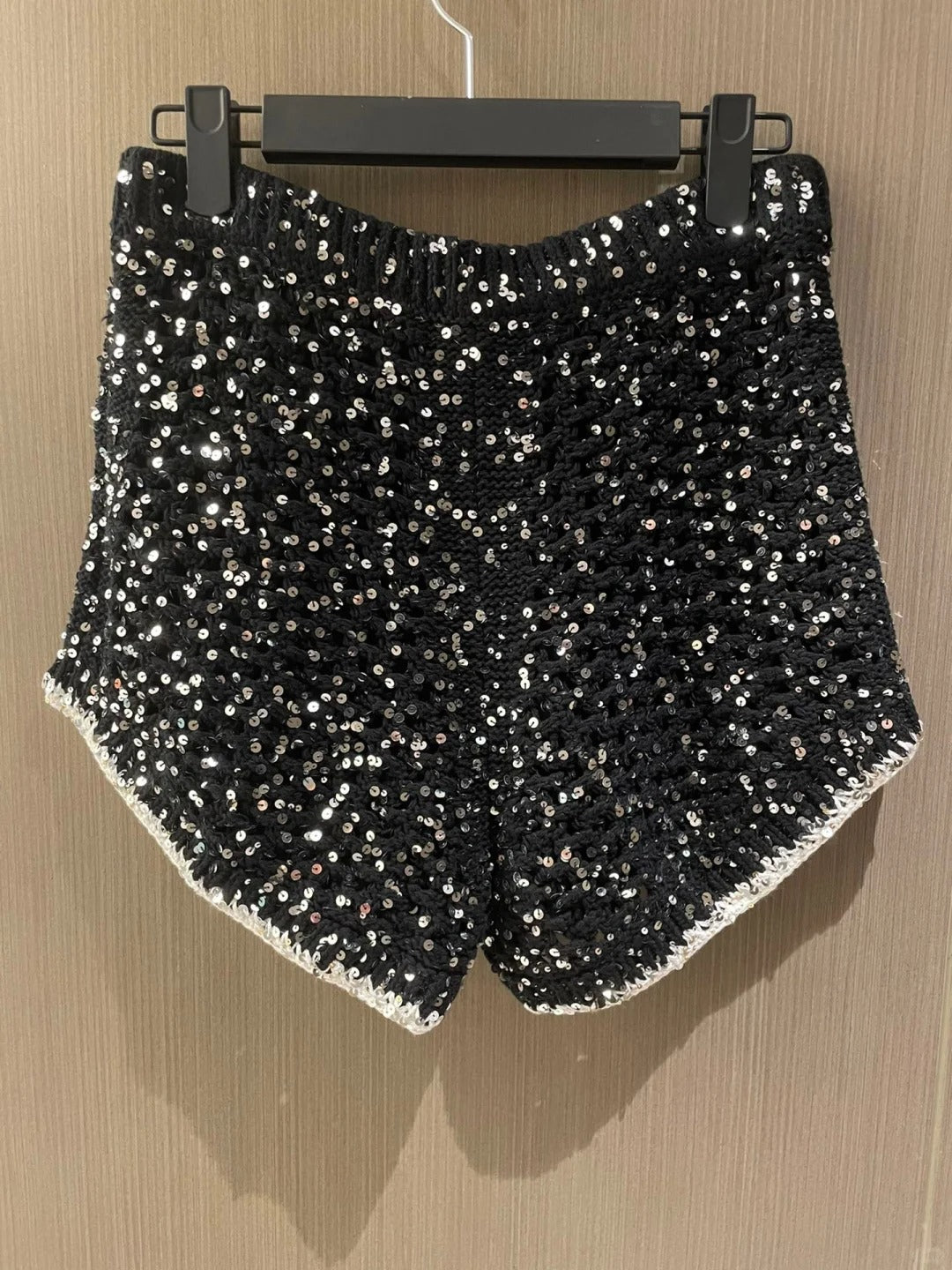 glitzernde Pailletten-Shorts