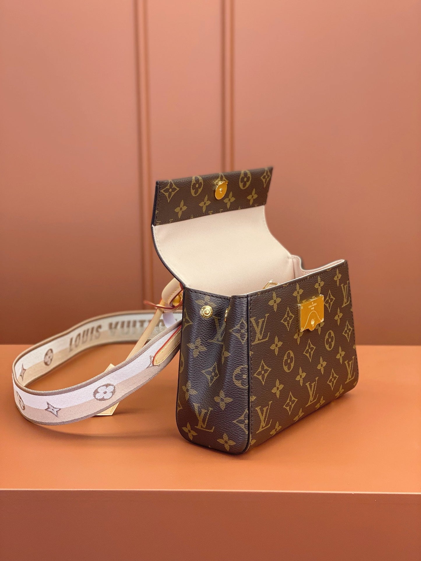 Mini Monogramme Cluny