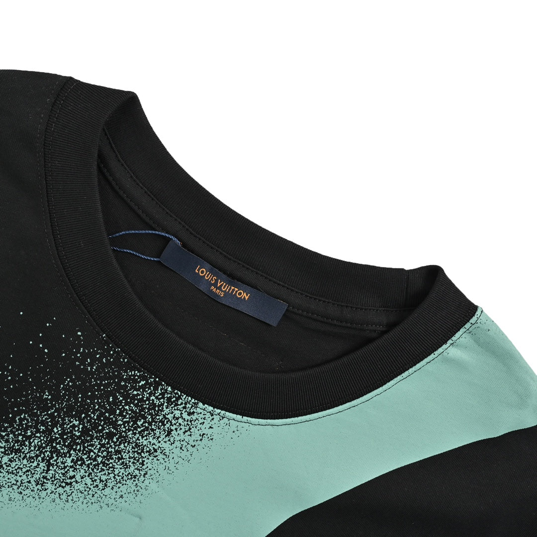 Kurze Ärmel mit vierblättrigem Kleeblatt-Kreuz-Print im Inkjet-Druckverfahren 