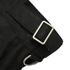 dans 1 pantalon à bretelles amovible