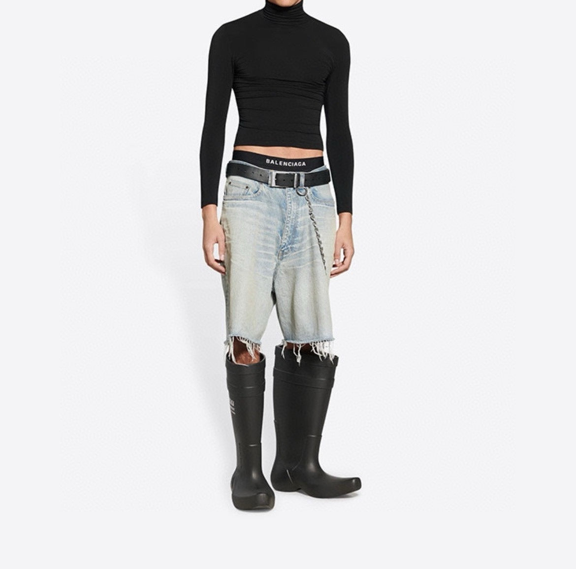 short en jean à ourlet à pompons vieilli