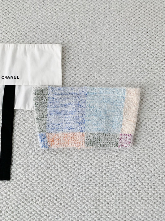 Haut bandeau en tricot à blocs de couleurs avec accents dorés 