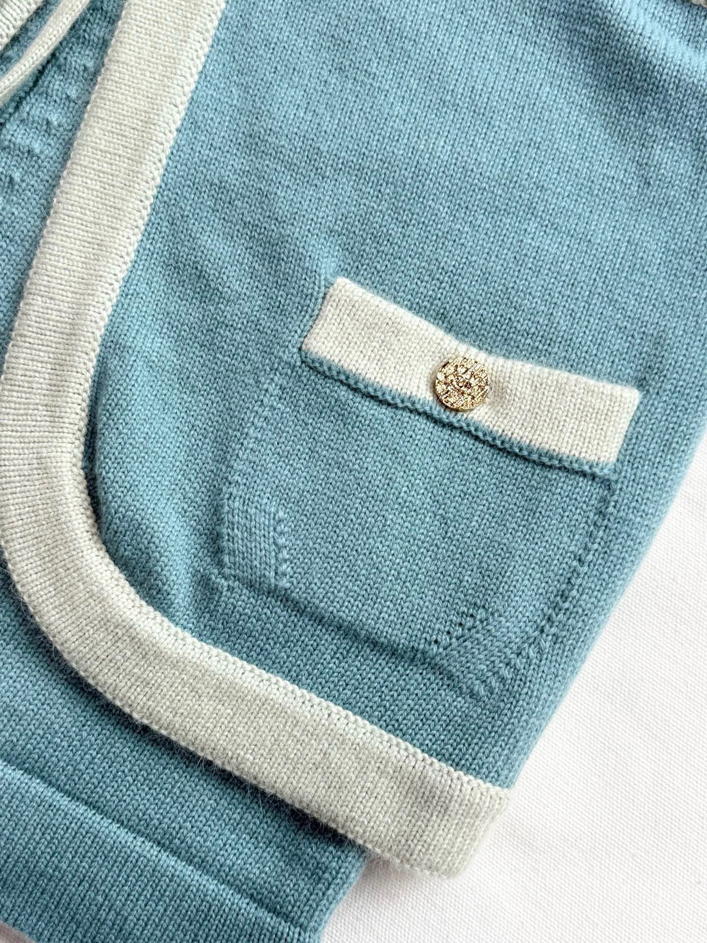 Dual-Textile Bottoms: Printed Denim Shorts + Knit Mini Skirt