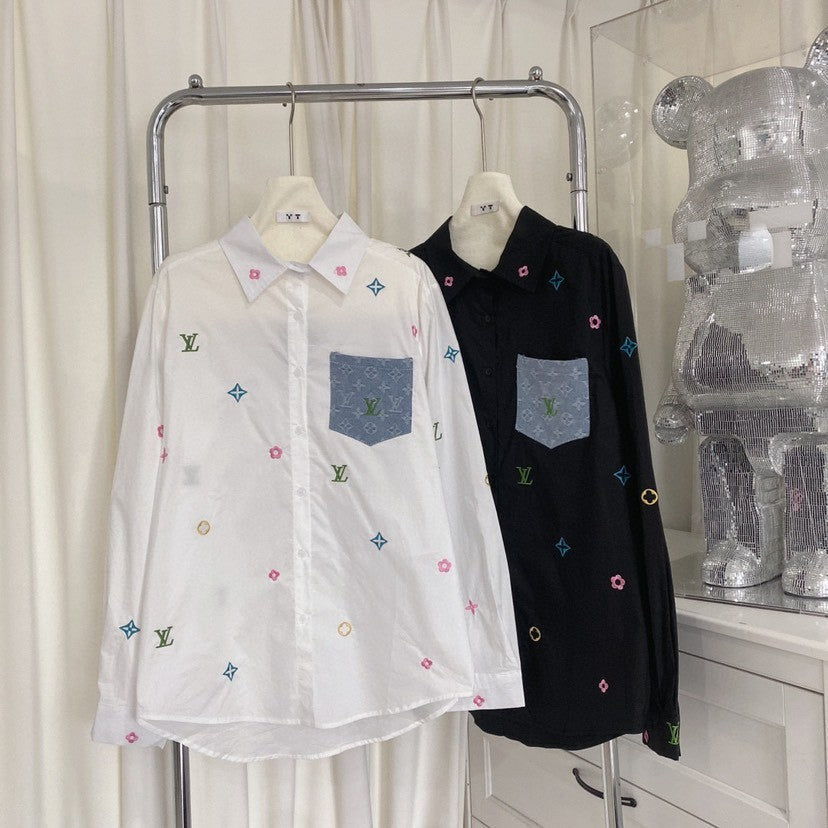 Chemises brodées bicolores avec poche en denim 