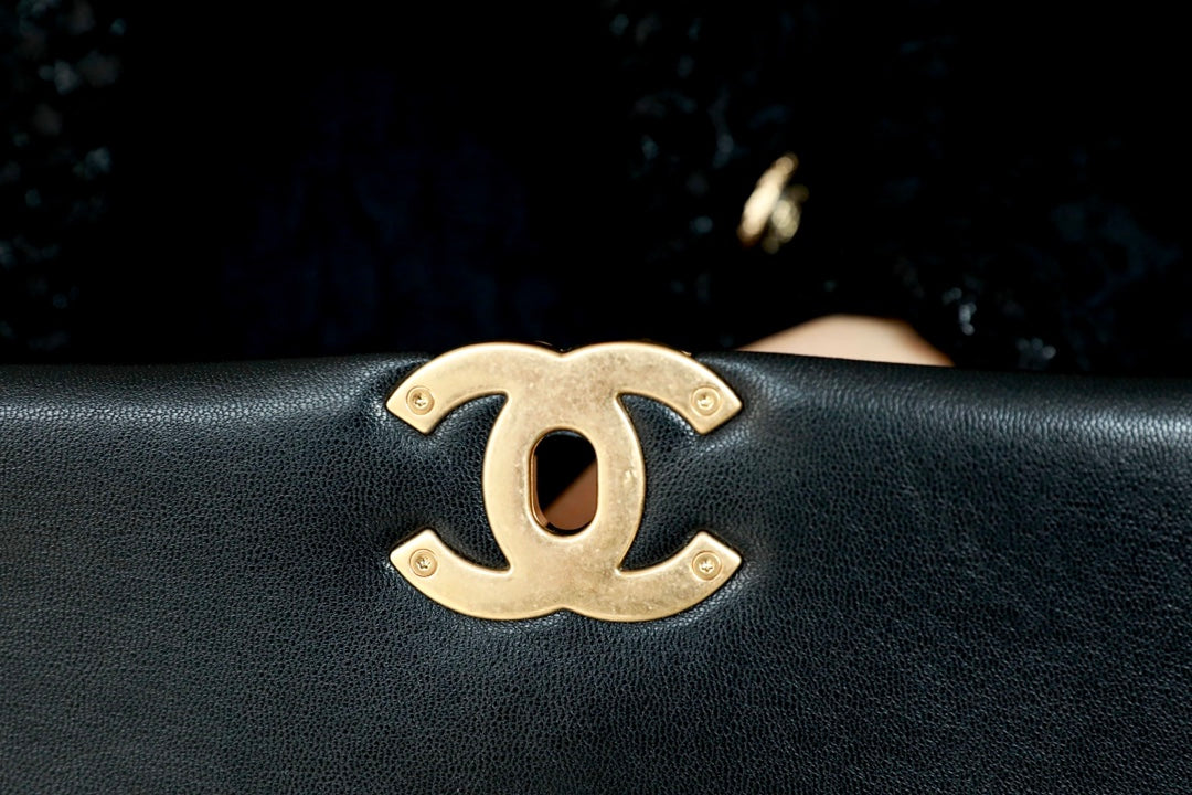 Pre-Owned große 19 Umhängetasche