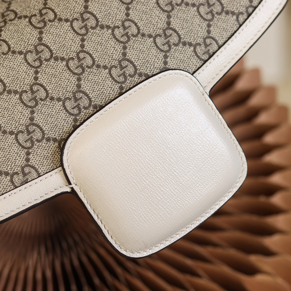 Horsebit 1955 Umhängetasche GG Supreme/Weiß