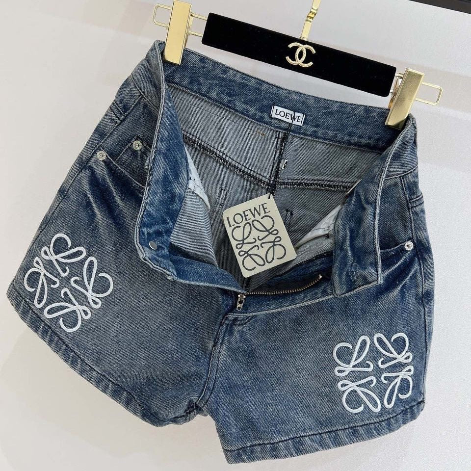 Kurze Ärmel mit Taschenstickerei