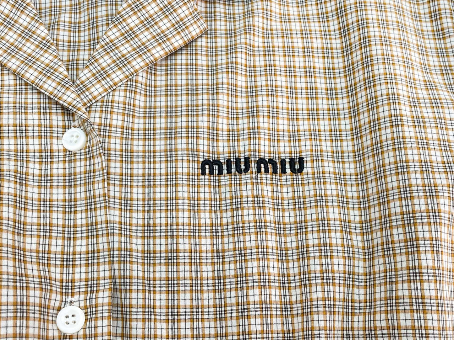 Kariertes Hemdblusenkleid mit Kontrastkragen und Kordelzug in der Taille 