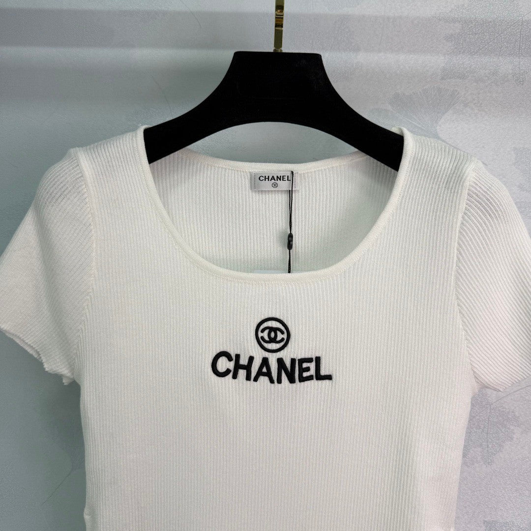 Gerippte Logo-T-Shirts mit seitlichen Kordeln 