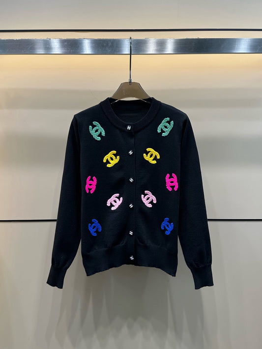 25 Early Autumn New Three-Dimensional Platinum Embroidery Knitted Cardigan