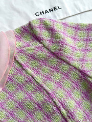 Short-sleeved tweed top with a baby doll collar