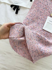 Wool yarn knitted vest