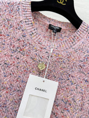 Wool yarn knitted vest