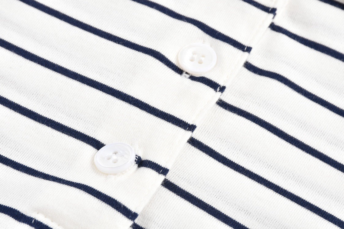 Gestreifte lange Ärmel