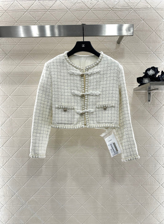 Set aus Kleid, Jacke und Rock mit Knoten