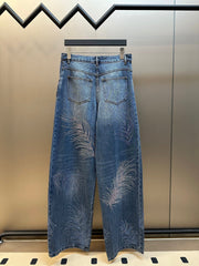 Heavy-duty feather hot-drilled jeans