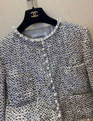 Light blue sequined pearl wool