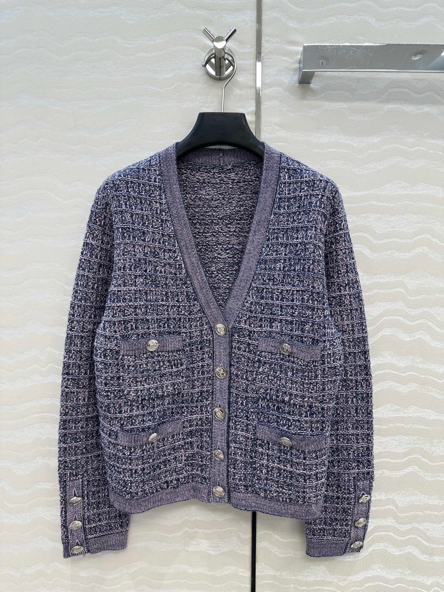 New early autumn knitted cardigan