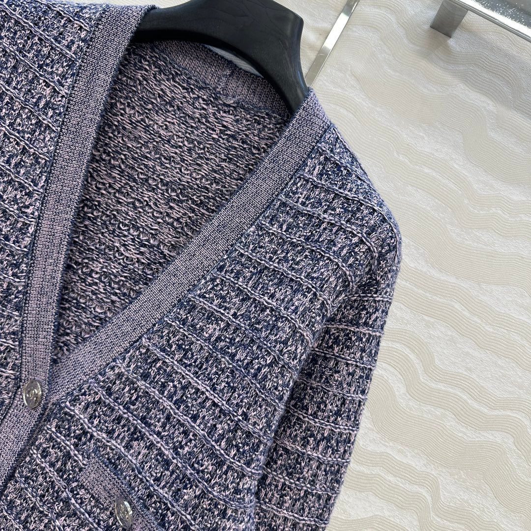 New early autumn knitted cardigan